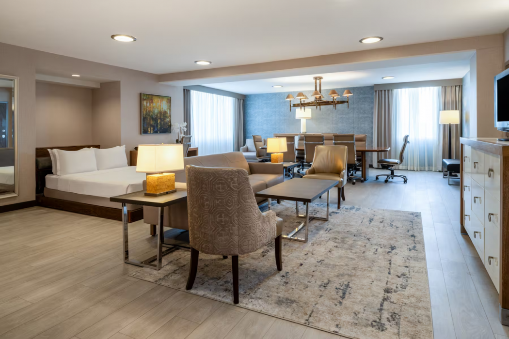 Wyndham Indianapolis Airport 25/72
