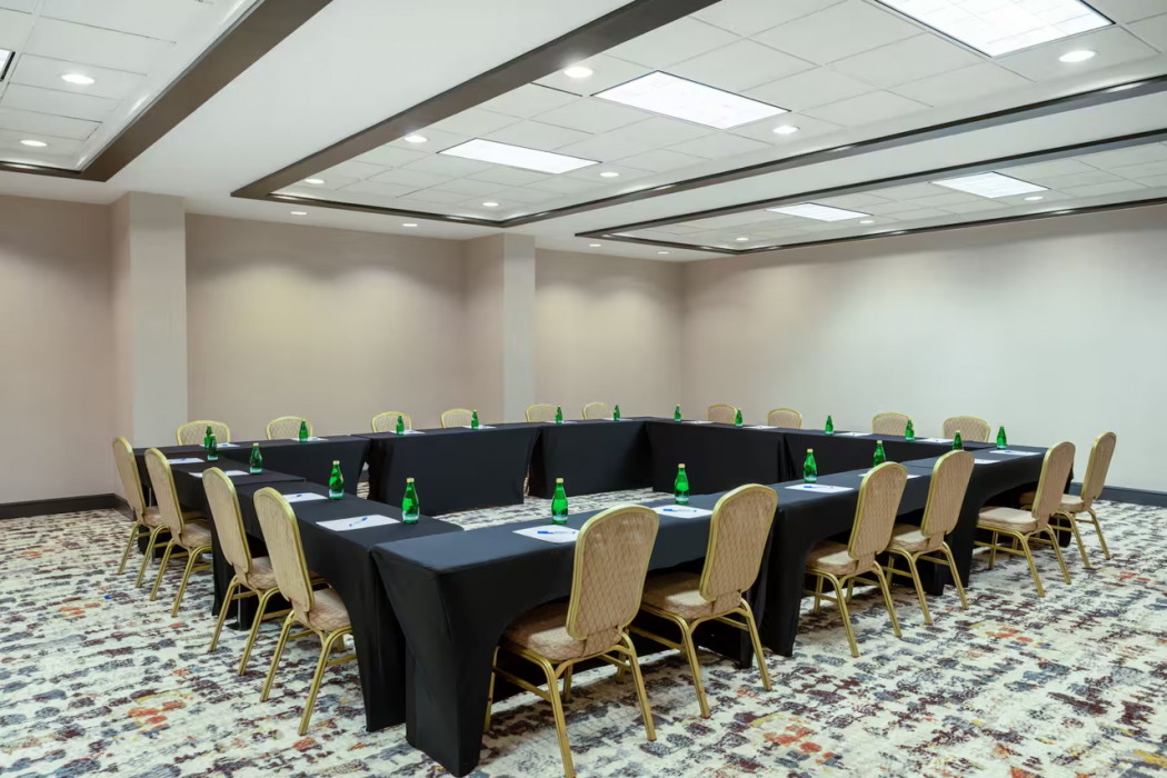 Wyndham Indianapolis Airport 37/72