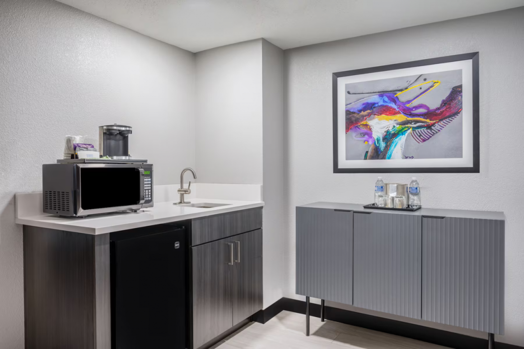 Wyndham Indianapolis Airport 23/72