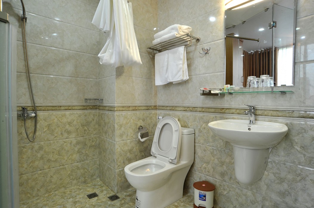 Obis Hotel 7/18