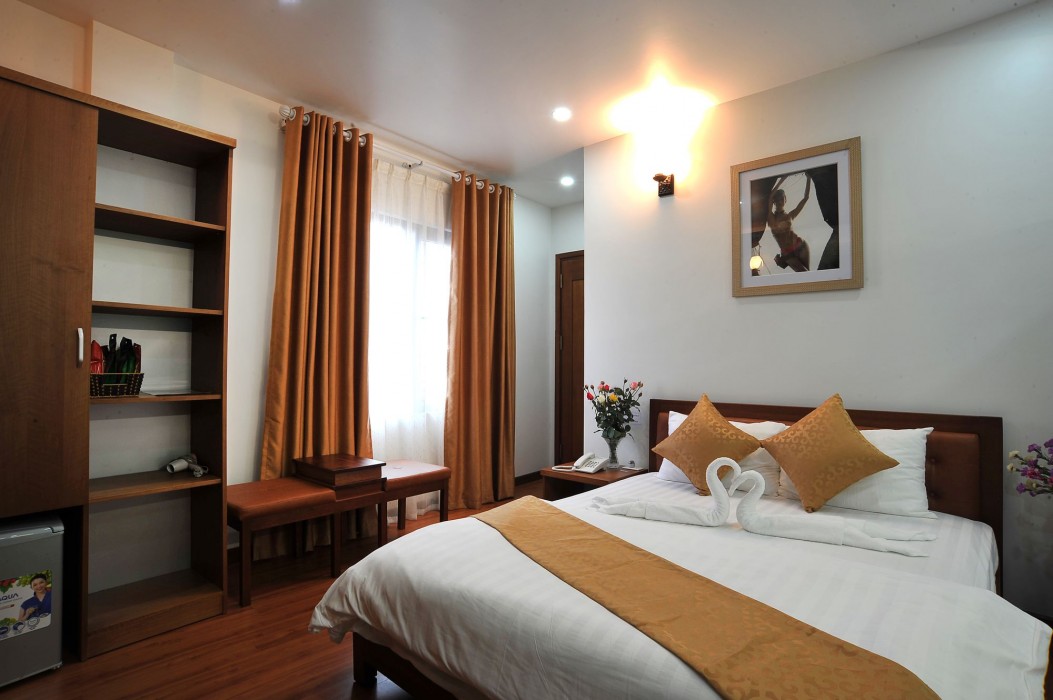 Obis Hotel 5/18