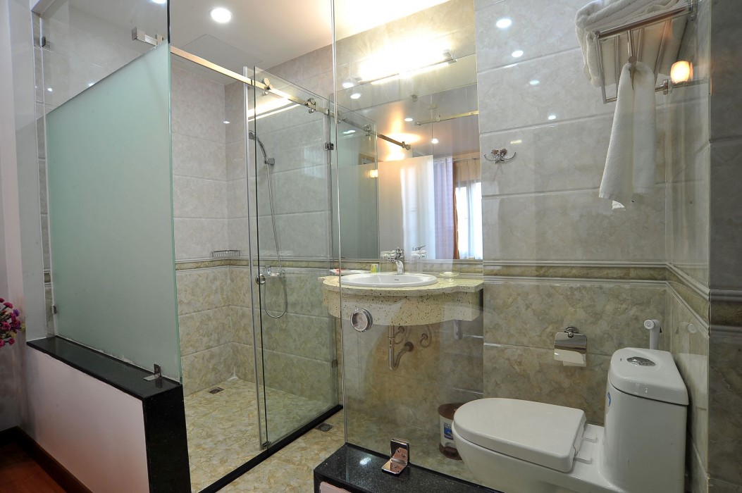 Obis Hotel 15/18