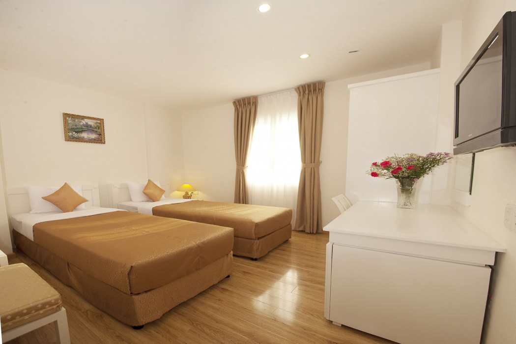 Ngan Ha Hotel 51/80