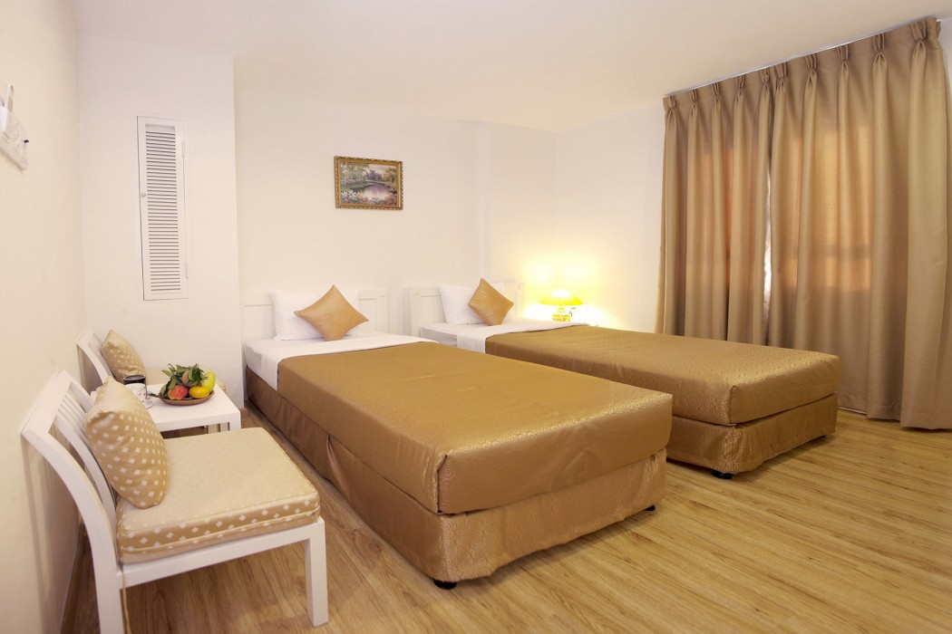 Ngan Ha Hotel 42/80