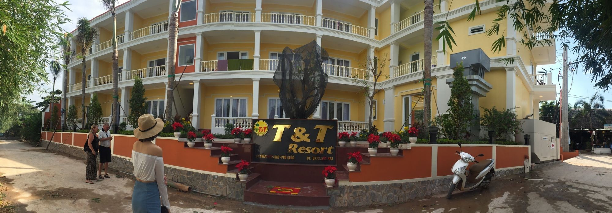 T&T Resort 48/84