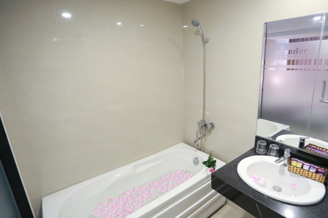 Lavender Nha Trang Hotel 56/74