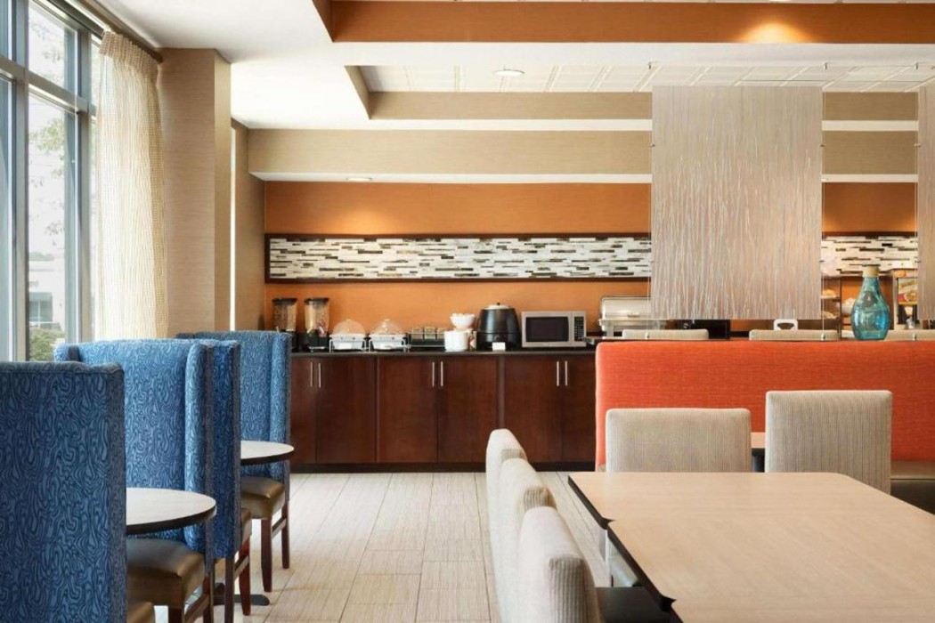 Country Inn & Suites by Radisson, Wolfchase-Memphis, TN 9/18