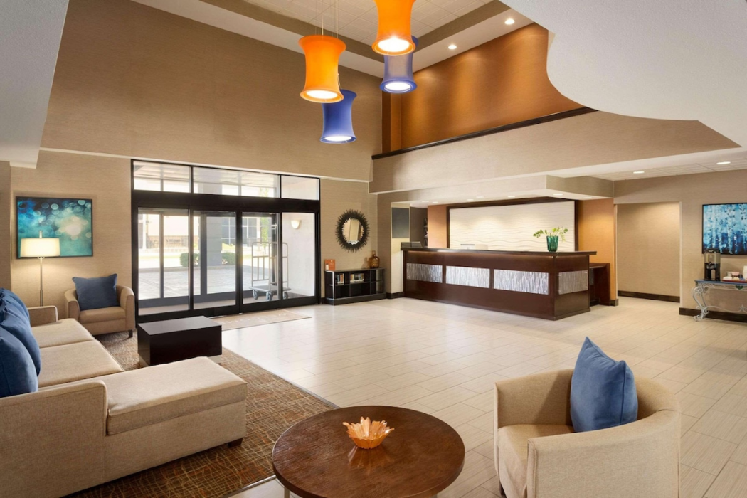 Country Inn & Suites by Radisson, Wolfchase-Memphis, TN 3/18