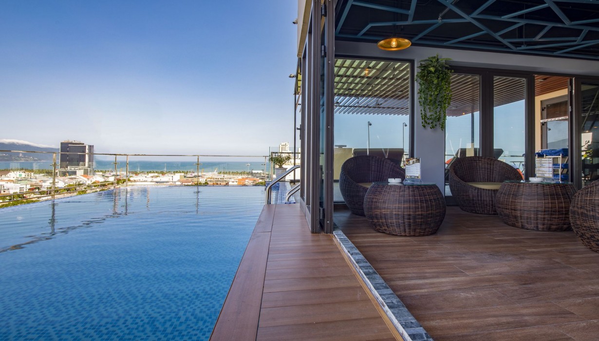 Nam Hotel & Spa 56/70