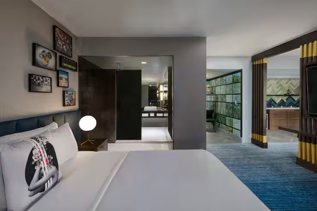 The Starling Atlanta Midtown, Curio Collection by Hilton 10/51