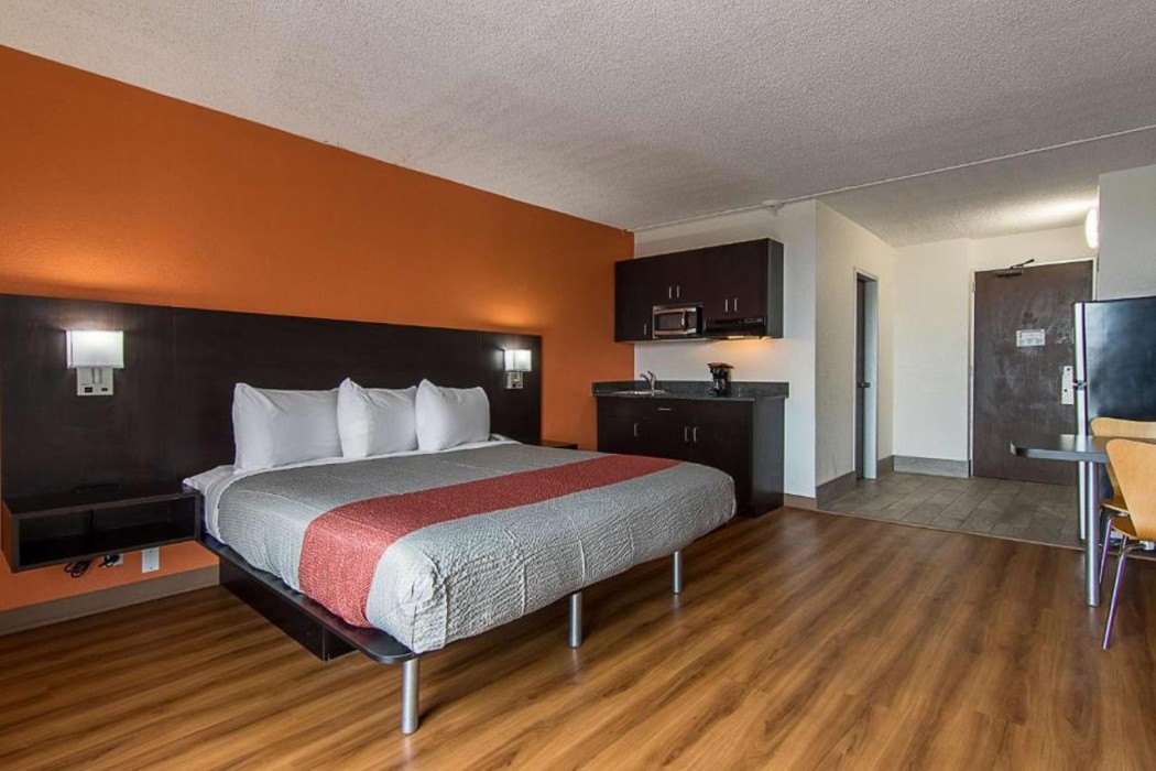 Motel6 Atlanta, GA - Atlanta Airport Virginia Ave 16/60