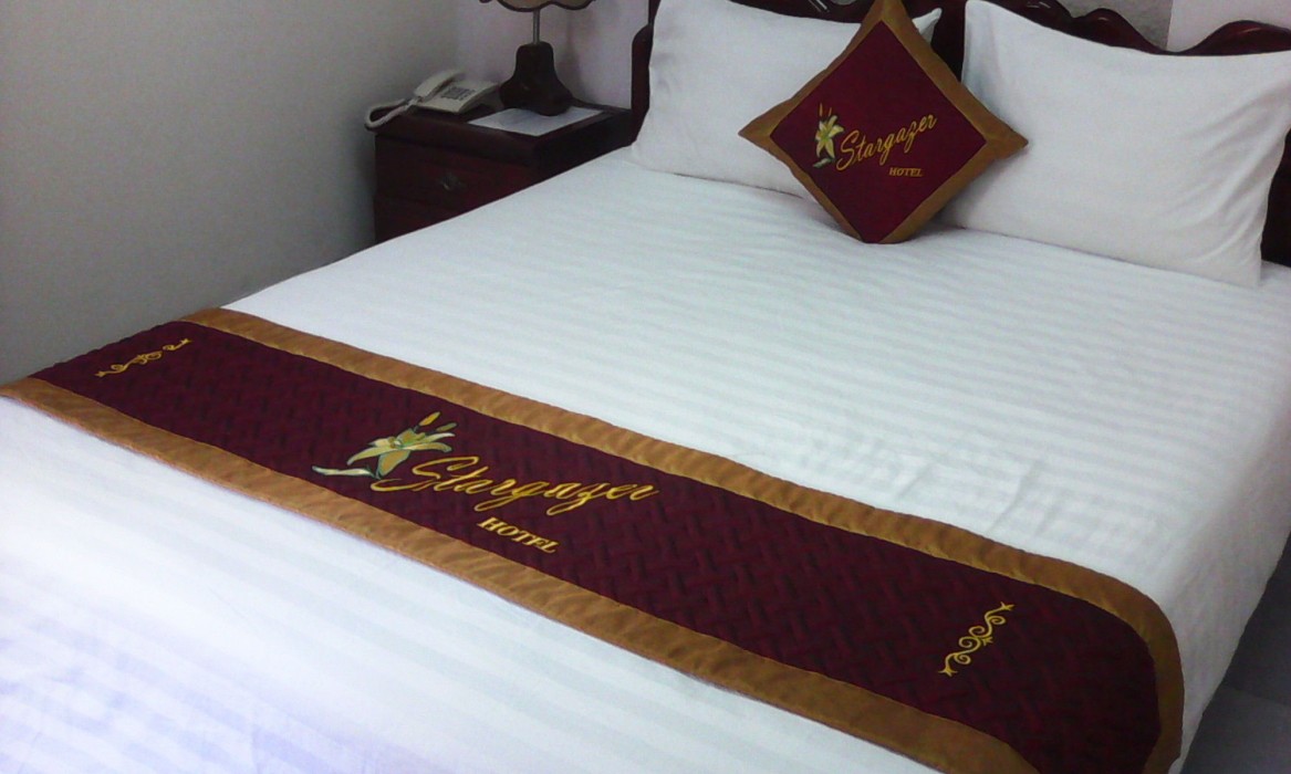 Stargazer Hotel 12/40