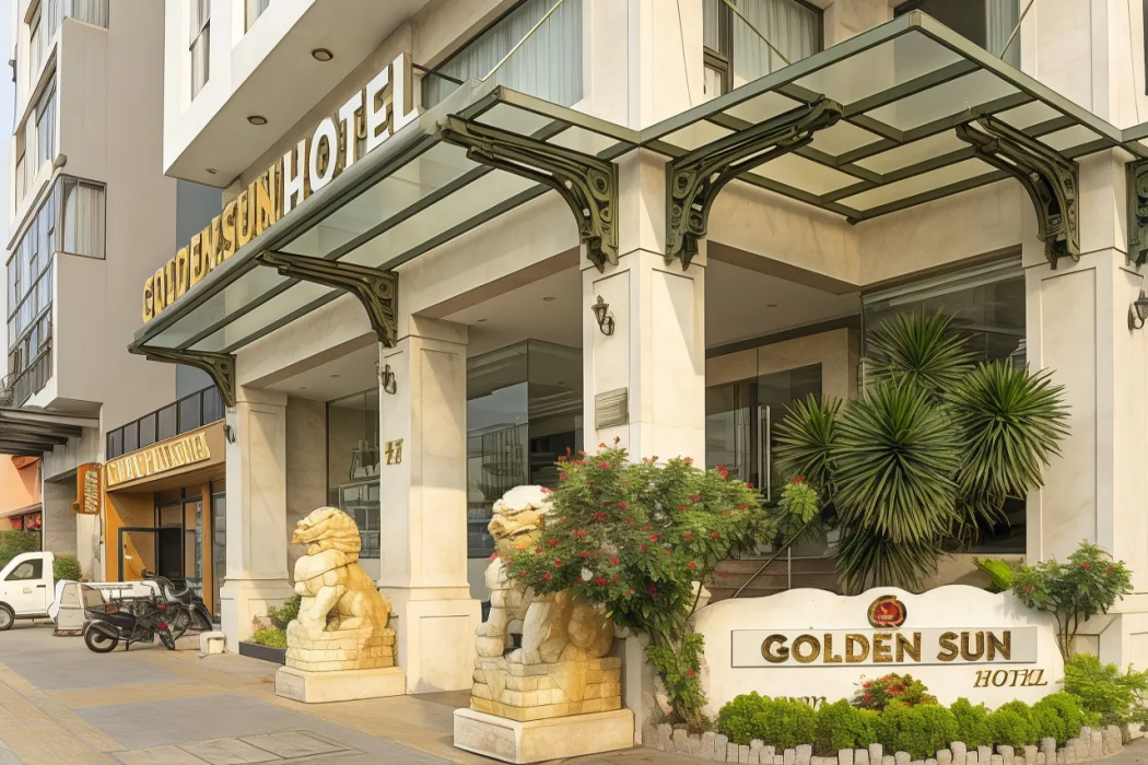 Golden Sun Hotel 7/60