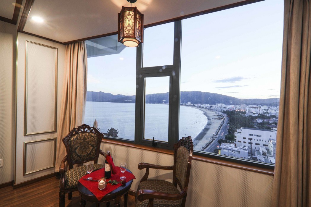 Huong Viet Hotel 38/99