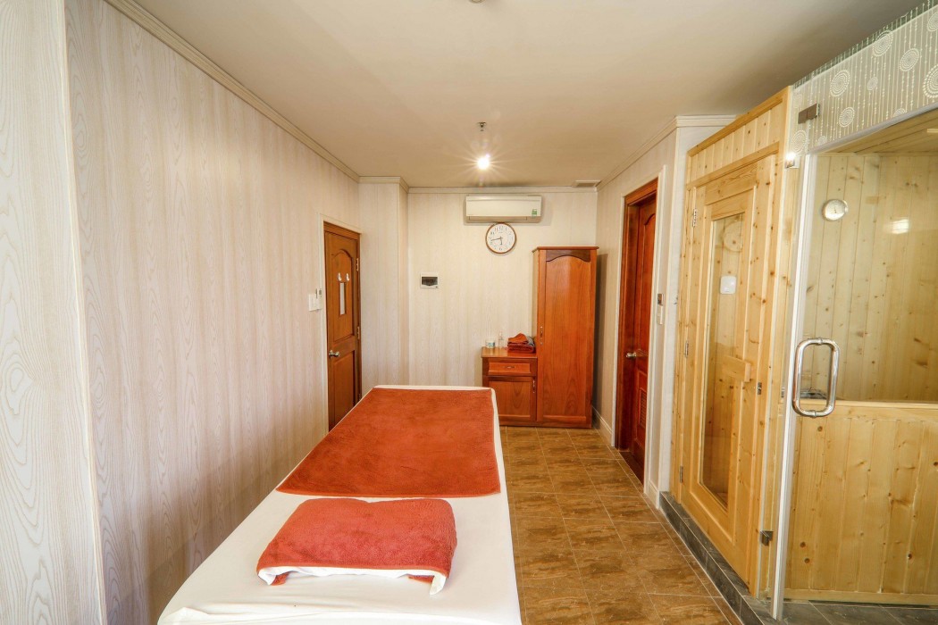Huong Viet Hotel 52/99