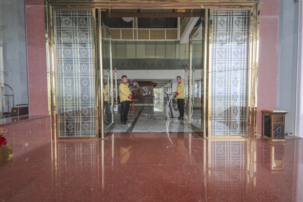 Huong Viet Hotel 69/99