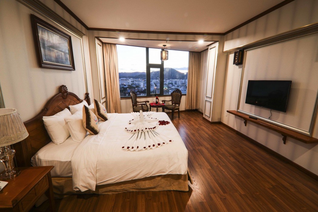 Huong Viet Hotel 43/99