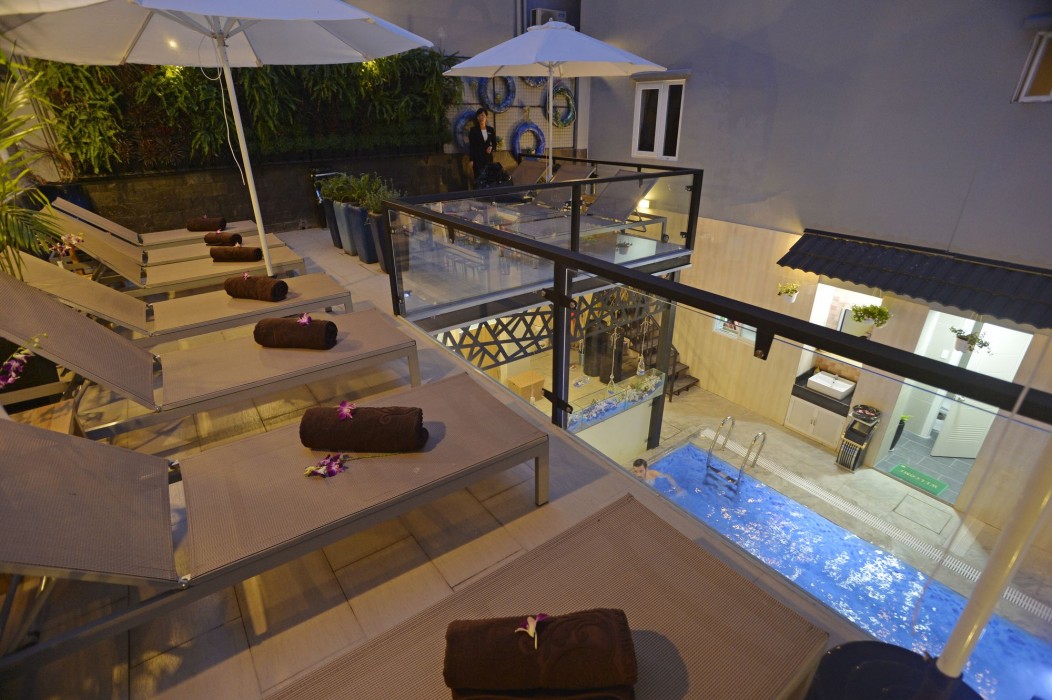 Urban Lodge Hotel - Hostel 30/75