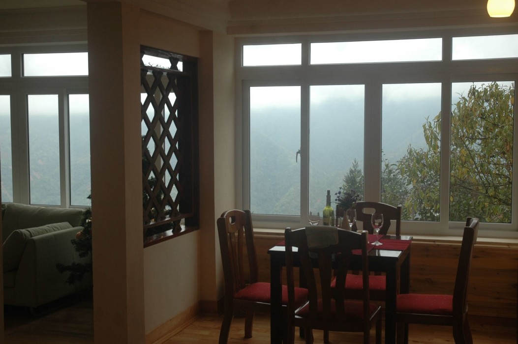 Cat Cat View Hotel 71/100