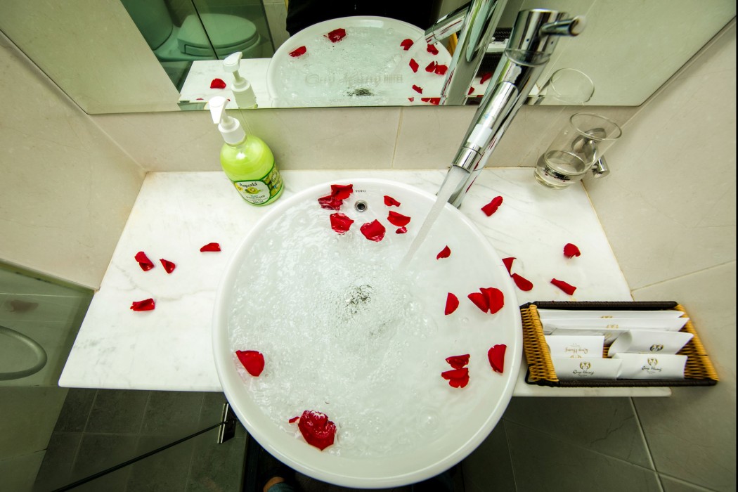 Quy Hung Hotel 57/75