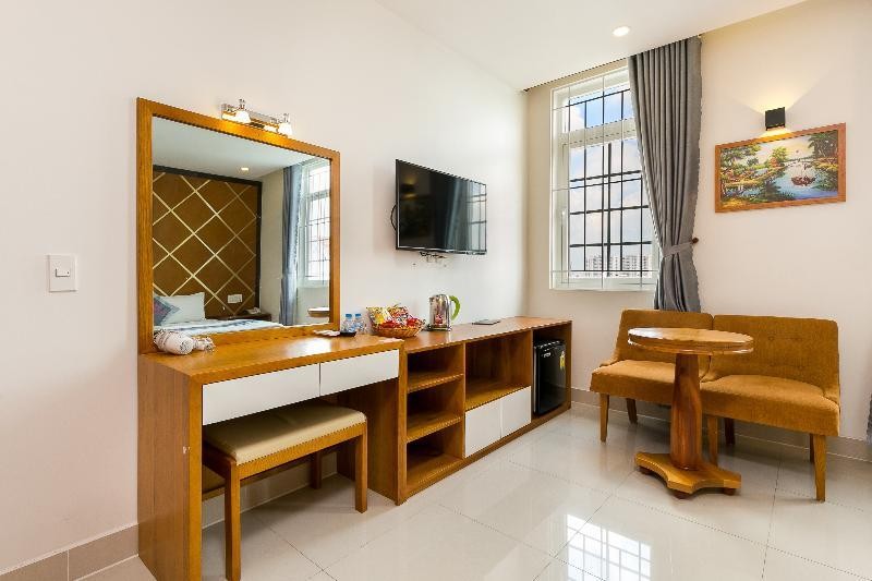 Oyo 231 Thien Cung Hotel 3/50