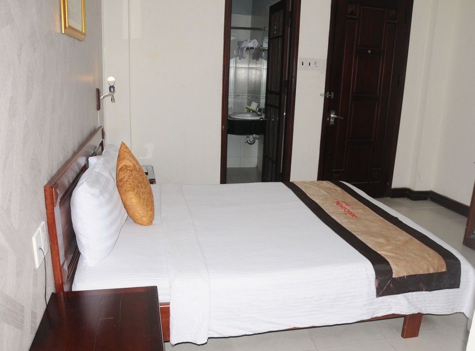 Quoc Cuong Hotel 9/17