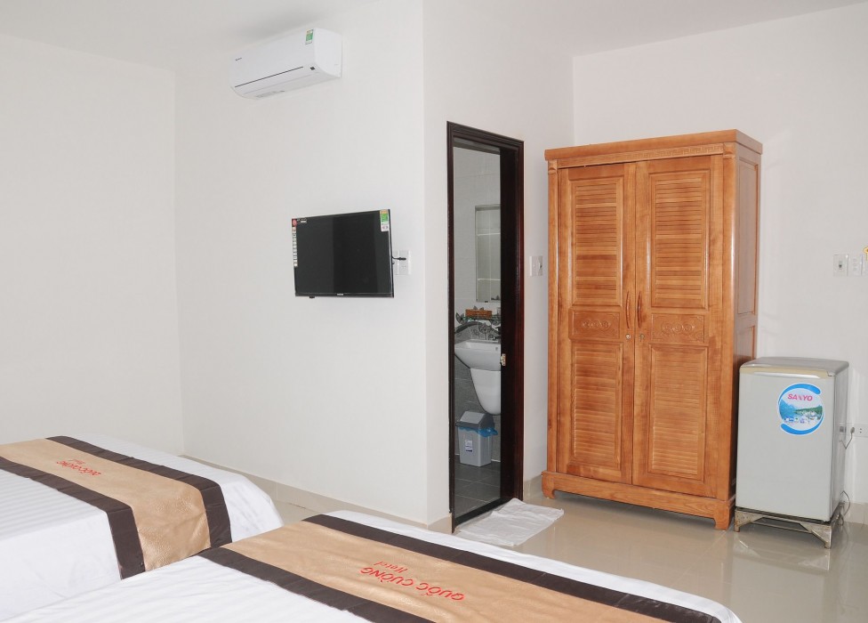 Quoc Cuong Hotel 1/17