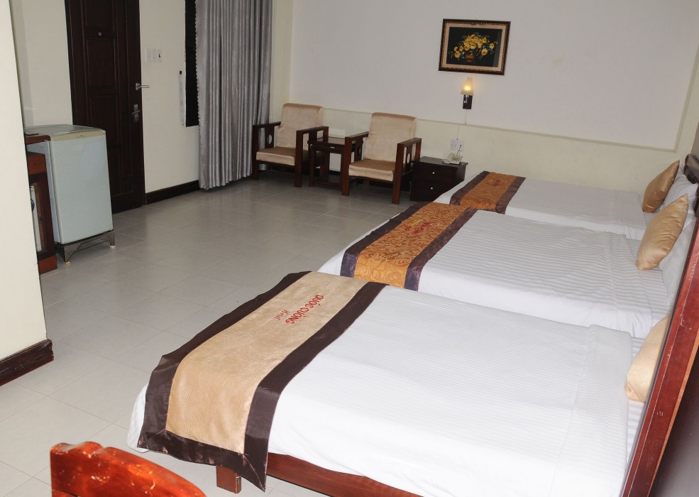 Quoc Cuong Hotel 4/17