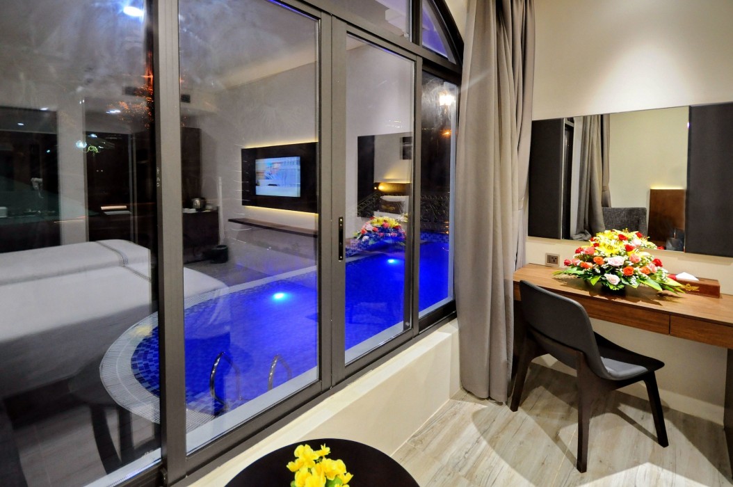 Crown Nguyen Hoang Hotel 22/58