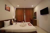 Golden Light Hotel 34/51