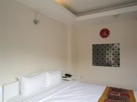 Cat Hotel 32/74