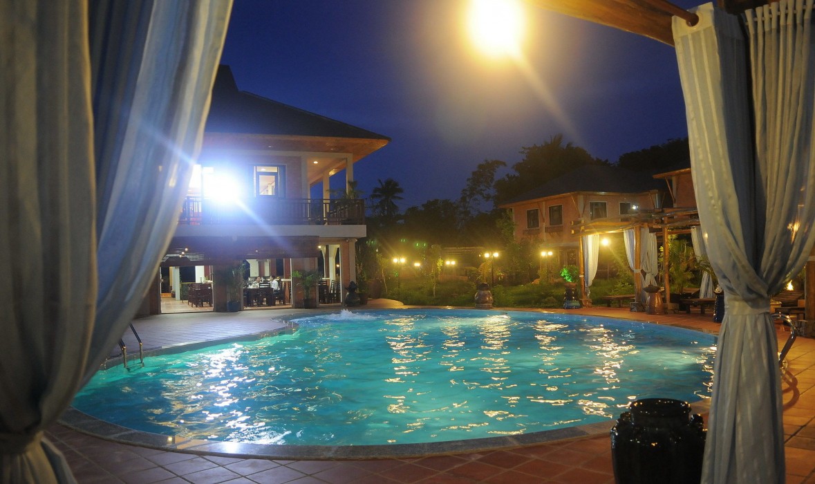 Vela Phu Quoc Resort 34/98