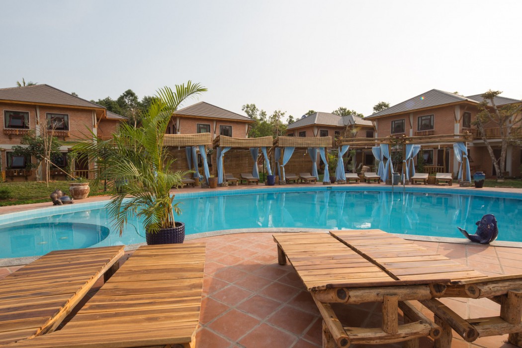Vela Phu Quoc Resort 50/98