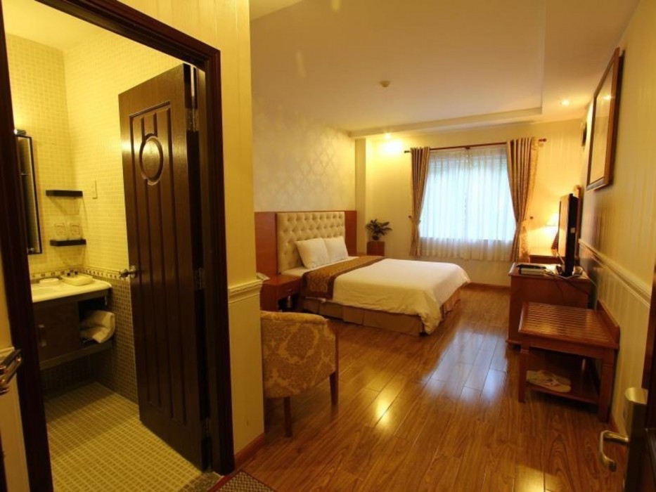 Bali Hotel 45/90