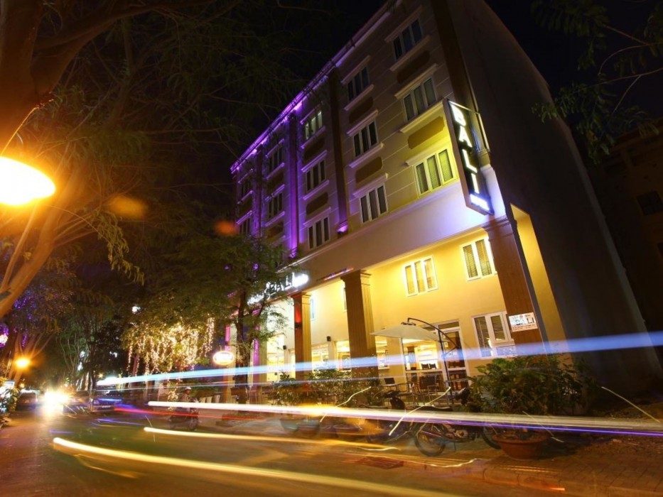 Bali Hotel 40/90