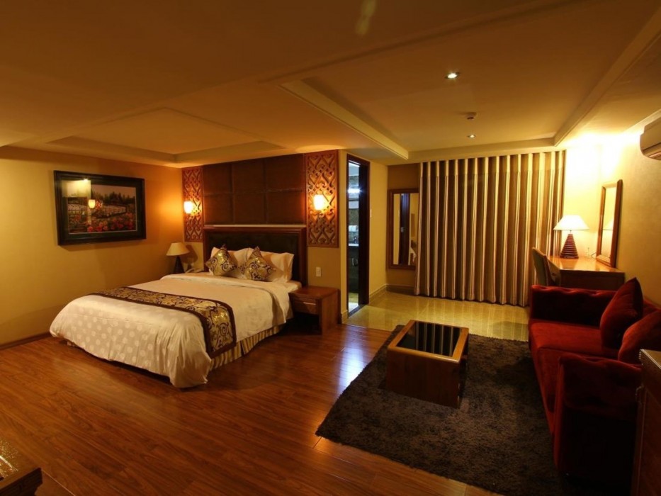 Bali Hotel 67/90