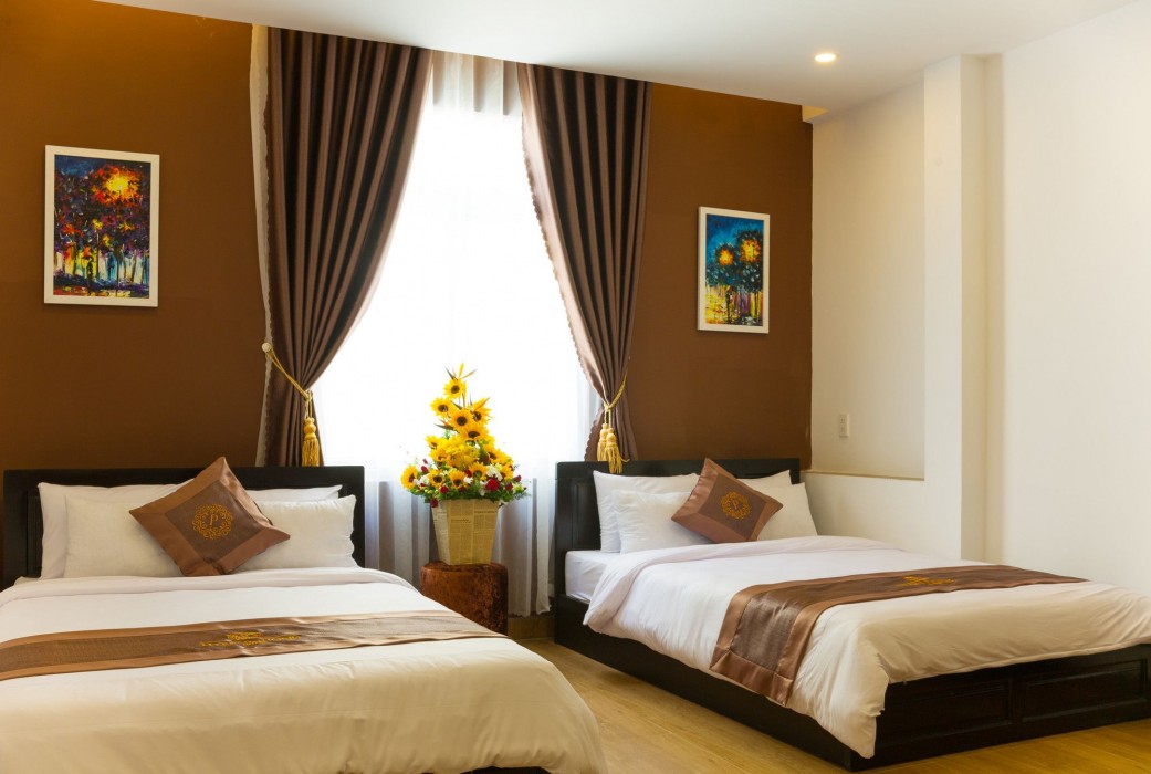 Uyen Phuong Hotel 35/50