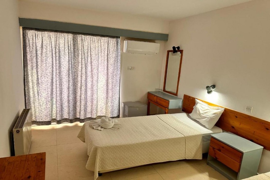 San Remo Hotel 18/38