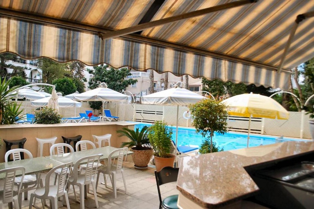 San Remo Hotel 27/38