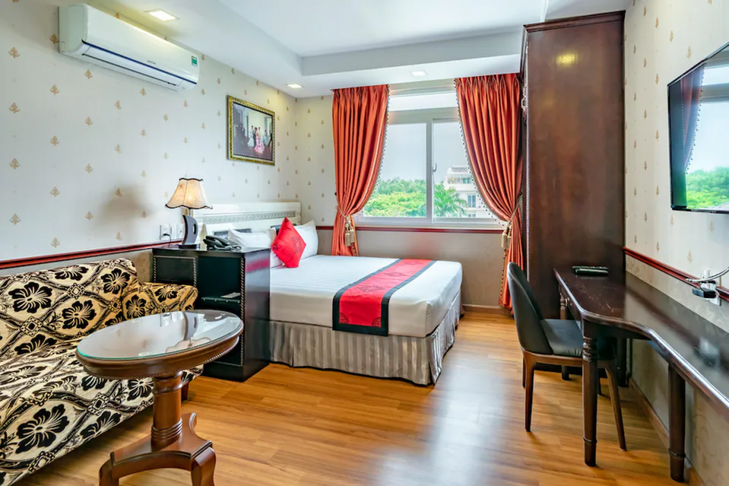 Collection O Emerald Luxury Apartment - Near SECC 16/47