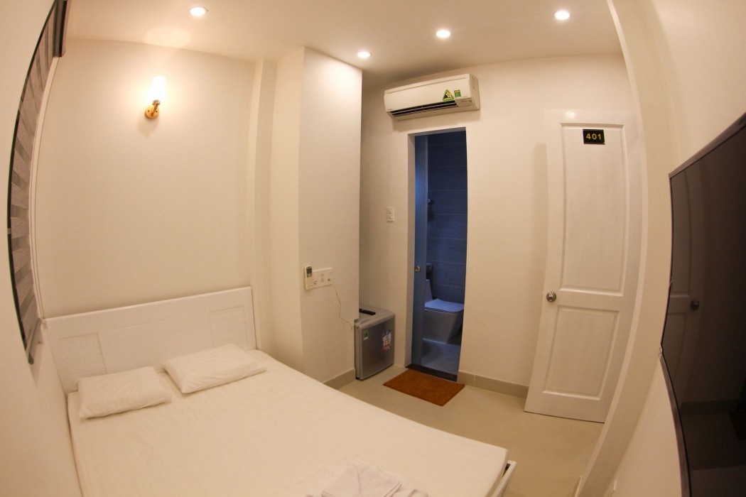 Full House Hostel 58/98