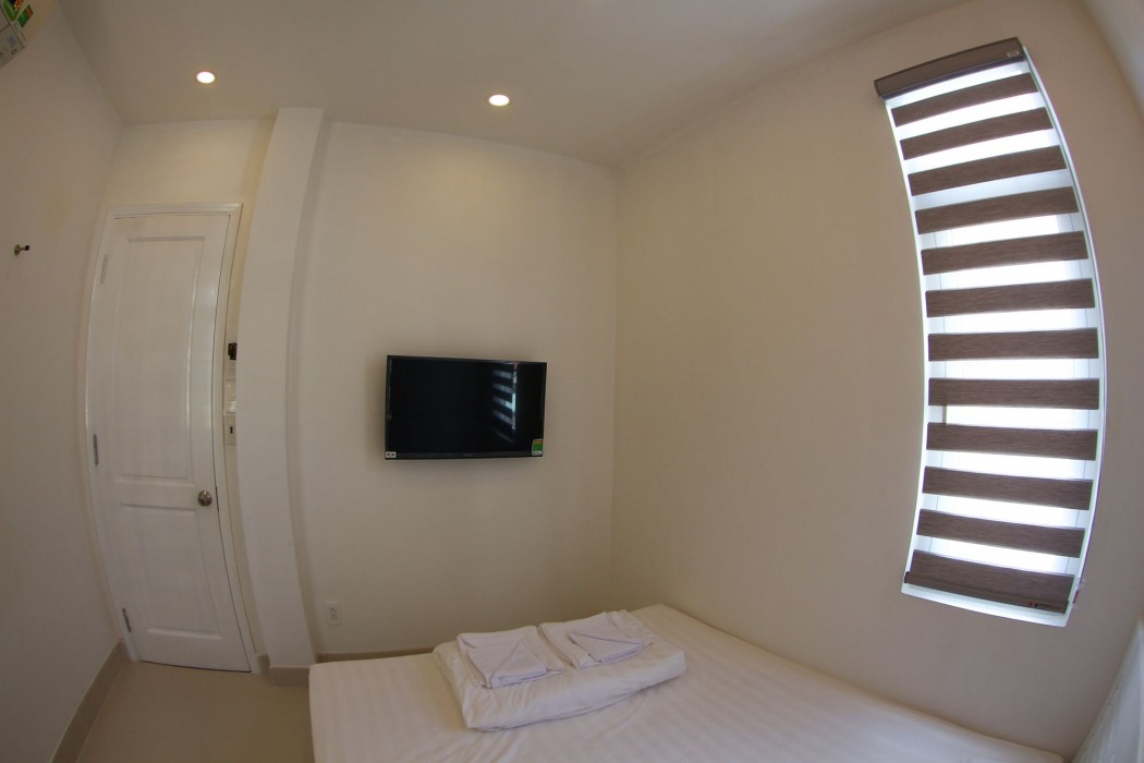 Full House Hostel 63/98