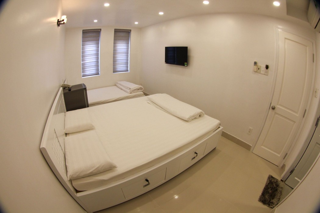 Full House Hostel 60/98