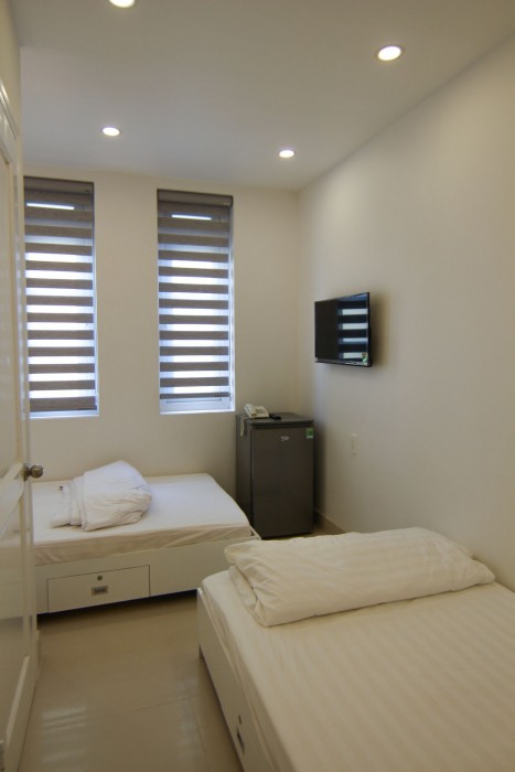 Full House Hostel 57/98