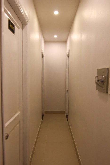 Full House Hostel 24/98
