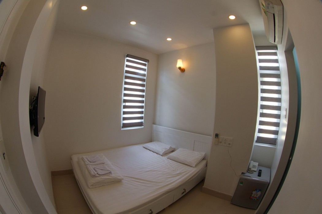Full House Hostel 40/98