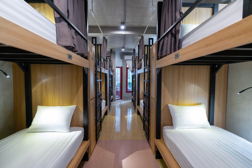 9 Hostel And Bar 36/63