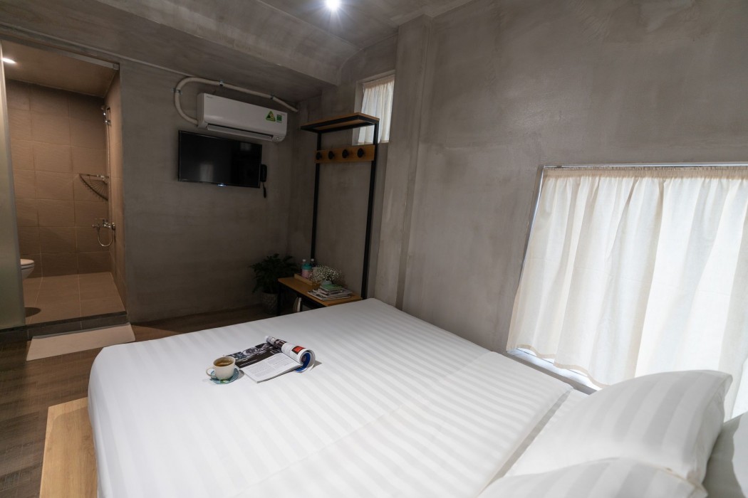 9 Hostel And Bar 23/63