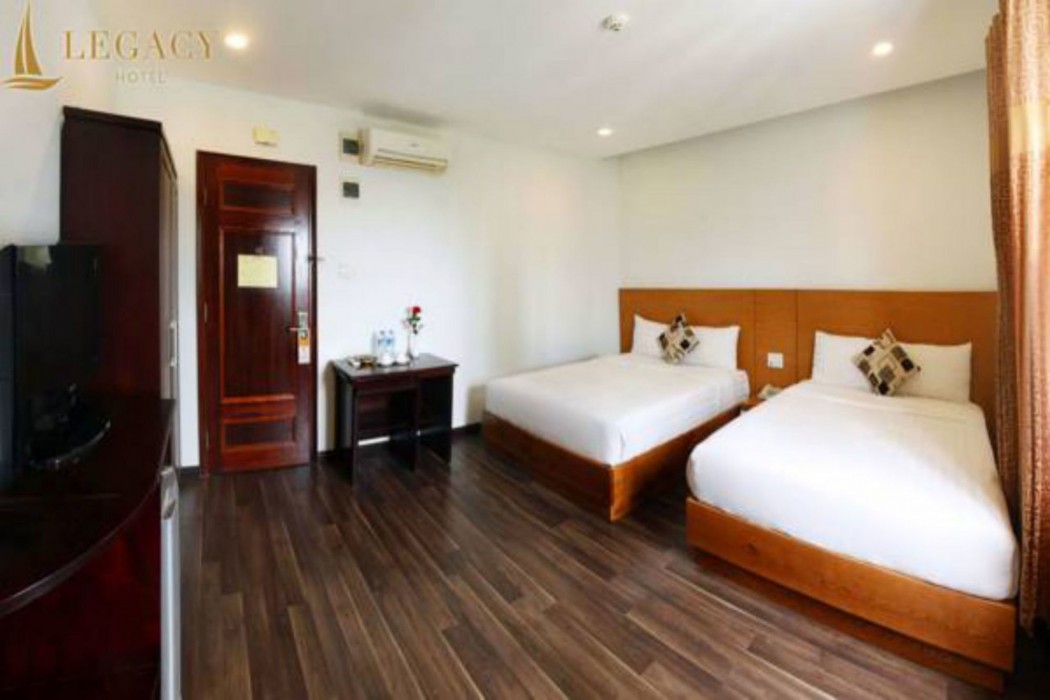 Legacy Hotel 28/77