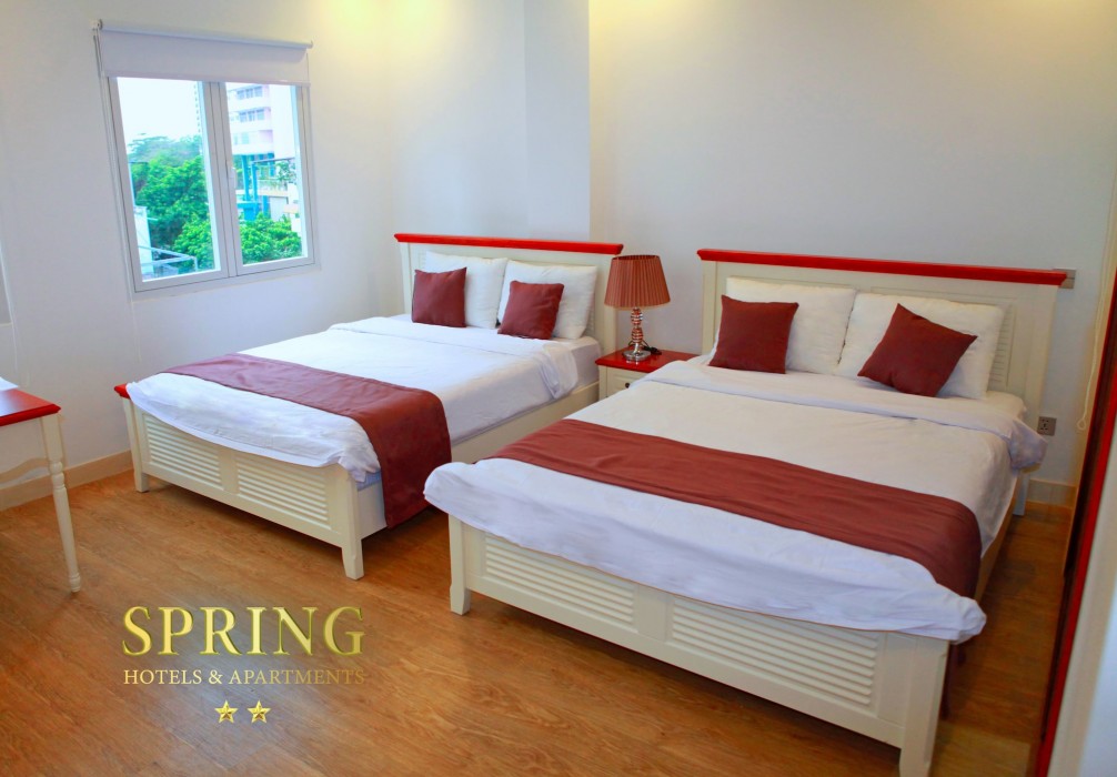 Spring Hotel 13/19